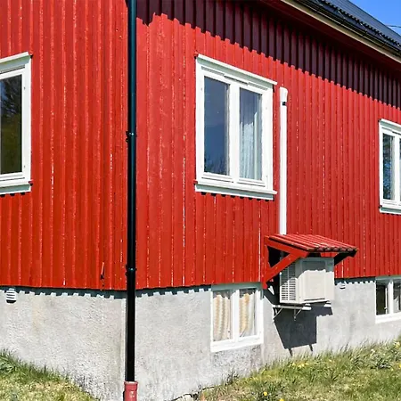 4 Bedroom Awesome In Engesland Evje