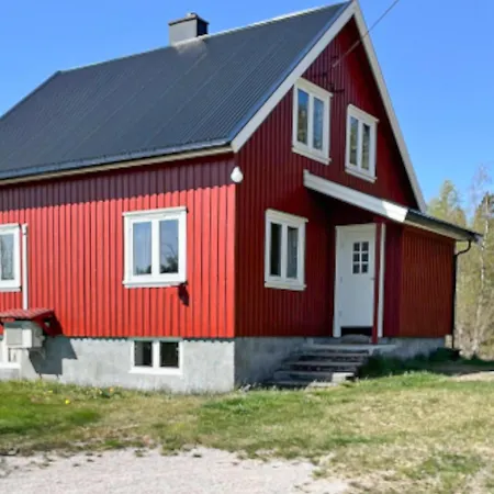 4 Bedroom Awesome In Engesland *
